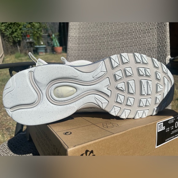 🏷️ Nike Air Max Terrascape 97 – Summit White – Men’s Size 10 – Brand New in Box - Picture 2 of 9